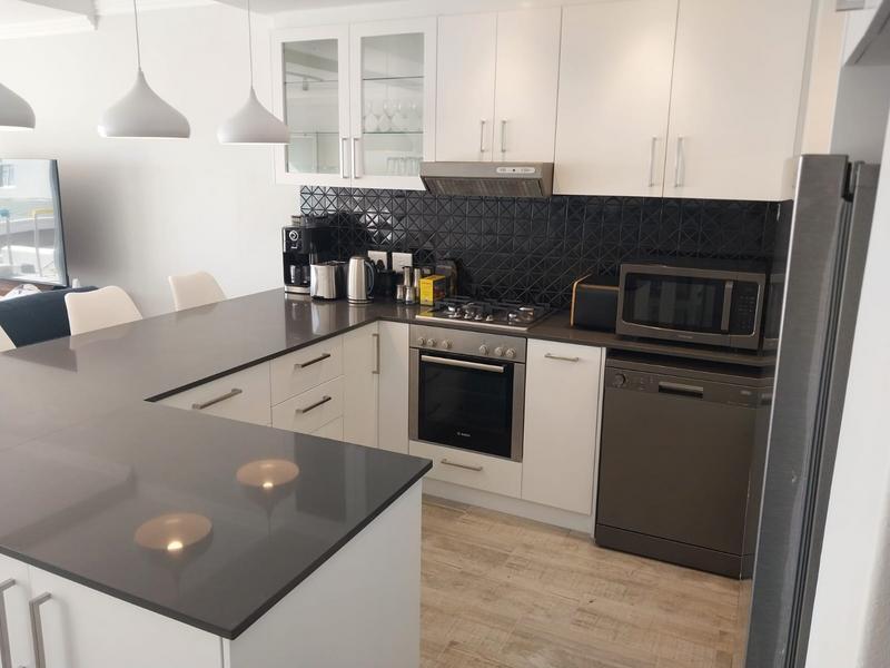 2 Bedroom Property for Sale in Bloubergstrand Western Cape